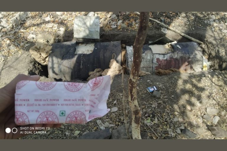 एयरपोर्ट के पीछे जंगल में मिली 1200 लीटर लाहन और 60 लीटर कच्ची शराब, आरोपी गिरफ़्तार